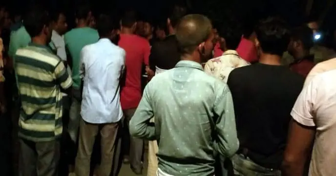 Job seekers beat up two Trinamool Congress leaders