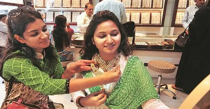 Gold, Silver Prices Fall Slightly; Check Today’s Updated Rates