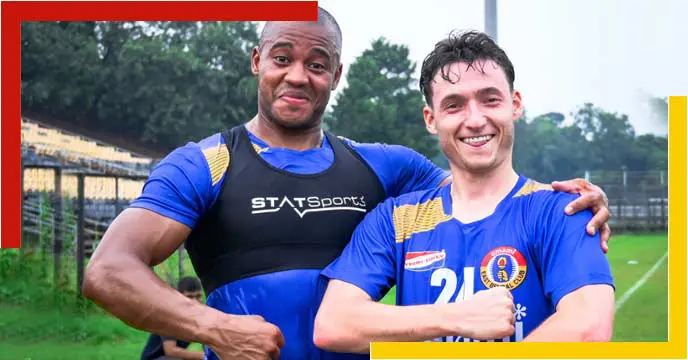 East Bengal fans on colado and eliandro