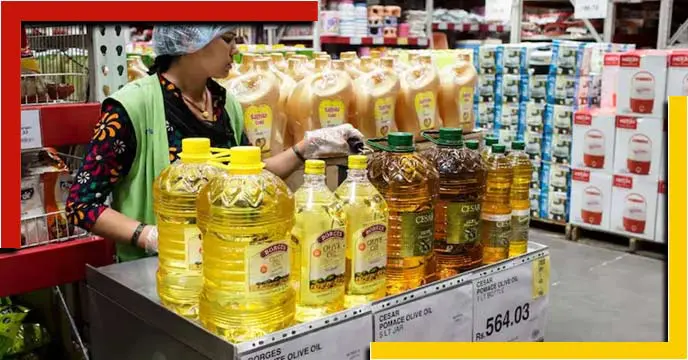 শুক্রবার দিল্লির তেল-তৈলবীজ বাজারে সয়াবিন ডেগাম তেল, অপরিশোধিত পাম তেল (সিপিও) এবং পামোলিন তেলের দাম (Oil Price) কমেছে