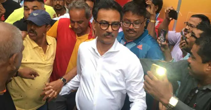 East Bengal official Debabrata Sarkar addressing the press conference