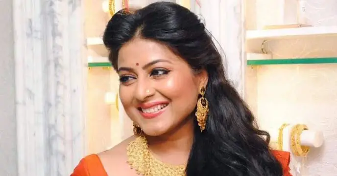 Gargi Roy Chowdhury in a bold avatar with open hair