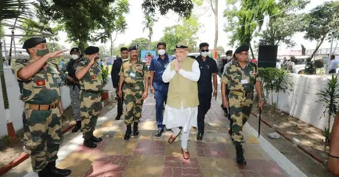 Amit Shah's Visit to Petrapol International Border Amidst Cow Smuggling Excitement