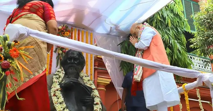 Chaos Ensues as Amit Shah's Entry Causes Disarray at Science City Event