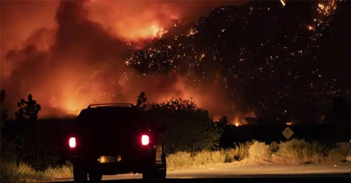 Canada Engulfed in Massive Wildfires: 43,000 Hectares of Land Devoured by Flames