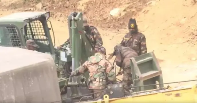 Indian army join rescue operation