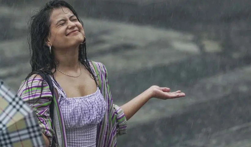 wb-weather-update-rain-thunderstorm-and-lightning-predicted-in-several-districts-including-kolkata-heatwave-alert-continues