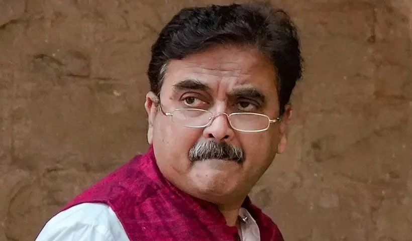 Election Commission has issued 24 hours ban on Tamluk bjp candidate Abhijit Ganguly's campaign, বড় ফাঁপড়ে অভিজিৎ গঙ্গোপাধ্যায়, প্রচারে ২৪ ঘণ্টার নিষেধাজ্ঞা জারি নির্বাচন কমিশনের