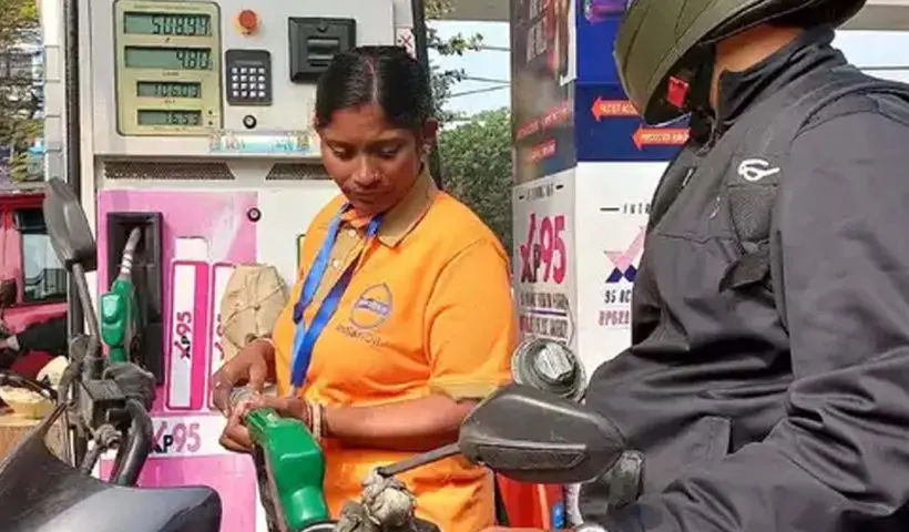 Petrol and Diesel Prices in Kolkata Today: 105.41 and 92.02 per Litre