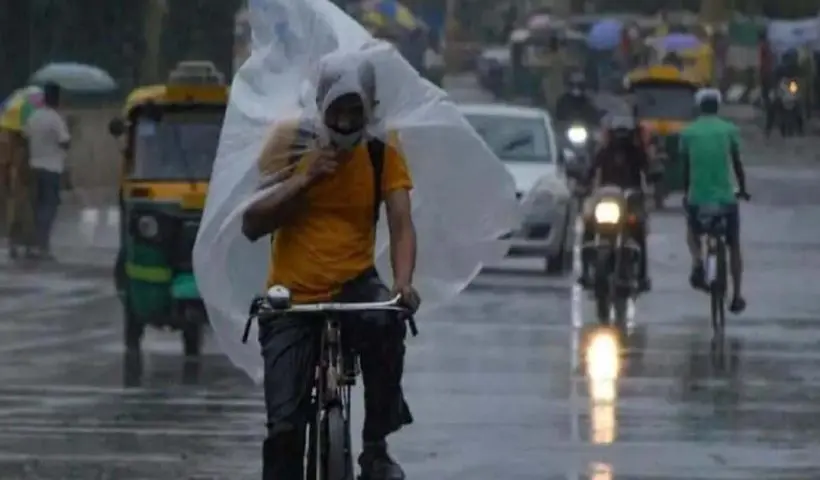 rain fall hits in bengal