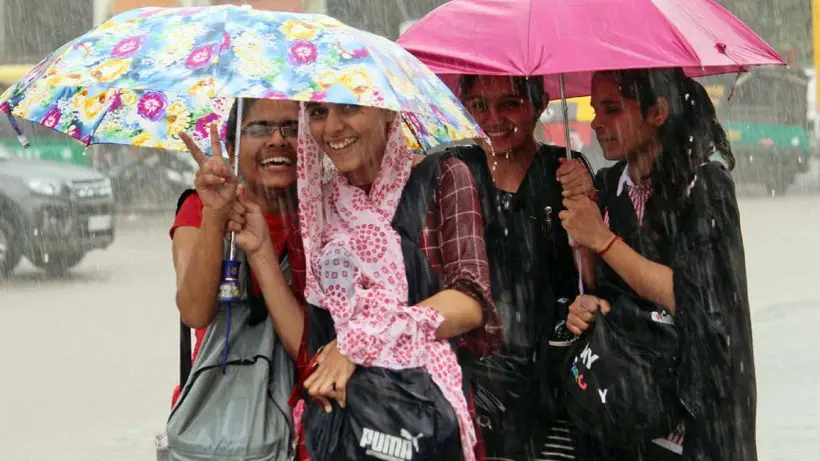 cyclone-remal-update-heavy-rainfall-all-over-bengal-red-alert-issued-for-today