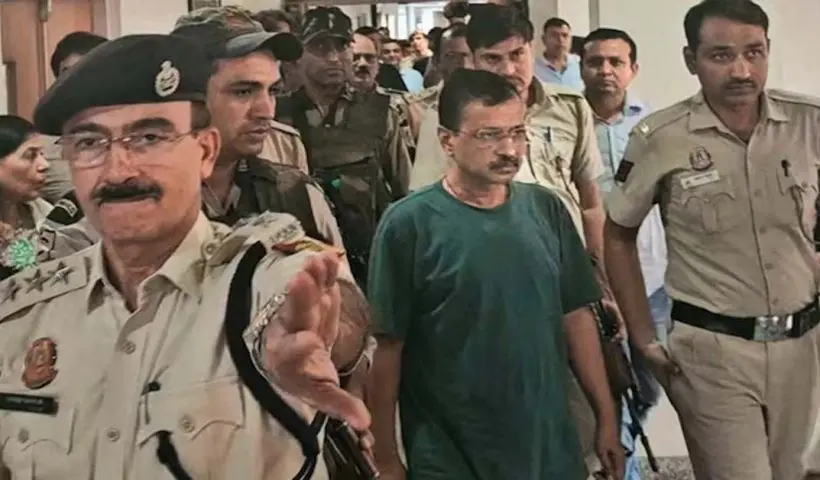 Delhi CM Arvind Kejriwal asks for Gita home cooked food and belt in CBI custody, হেফাজতে পাঠানোর আগে দিল্লির আদালত কেজরিওয়ালের কিছু অনুরোধ ও আবেদন মেনে নিয়েছে