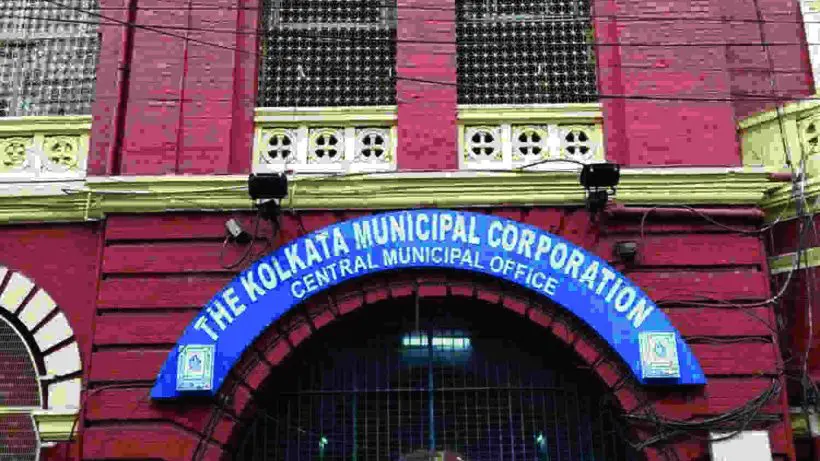 Senior Kolkata Municipal Officer Arrested in Corruption Scandal