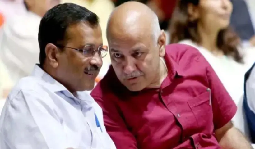 মনীশ সিসোদিয়াকে ফাঁসিয়ে দিলেন কেজরিওয়াল? বড় দাবি CBI-এর