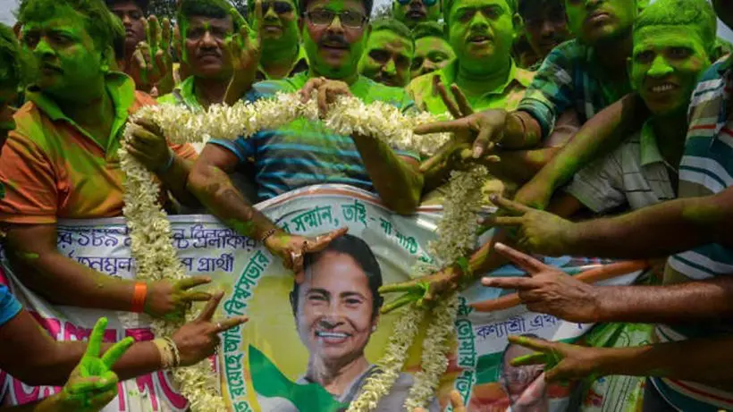 Mamata Banerjee-s TMC falsifies exit poll results leads West Bengal in Lok Sabha polls by a huge margin, বাংলা মমতারই, সব সমীক্ষা মিথ্যা করে এখনও পর্যন্ত বড় ব্যবধানে এগিয়ে তৃণমূল