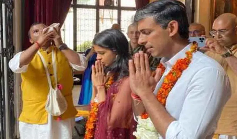 ব্রিটেনে 'ঋষি যুগের' সমাপ্তি, ছিন্ন ভারতীয় নাড়ির যোগ!