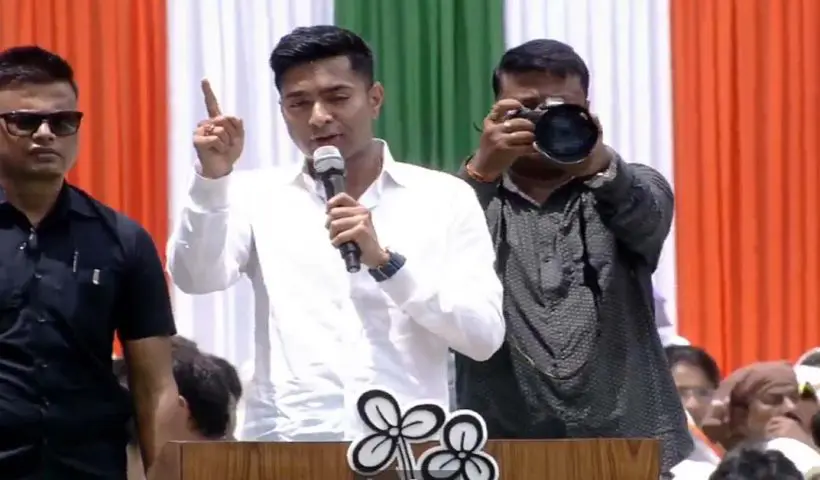 Team Abhishek Takes to Delhi Streets to Defend Bengali Pride