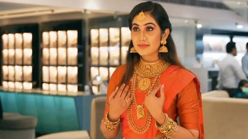 gold-and-silver-prices-drop-in-kolkata-on-july-6-2025