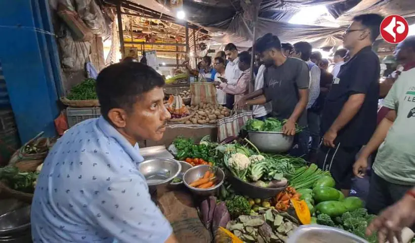 Vegetable Prices Soar in Kolkata Amid Supply Shortage Due to Heavy Rains