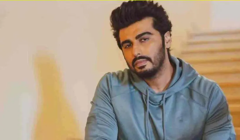 "Arjun Kapoor Warns Fans About Online Fraudsters Impersonating Him!"
