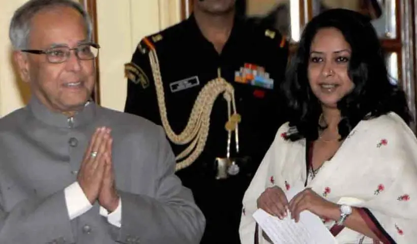 Pranab's daughter dig at Congress