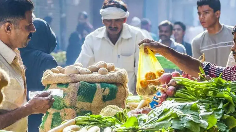 Explore the latest vegetable prices in Kolkata's markets, including Sealdah and Maniktala, with detailed daily updates on wholesale and retail rates
