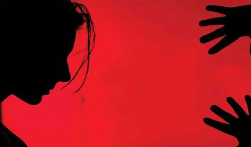 woman physically asulted by three men