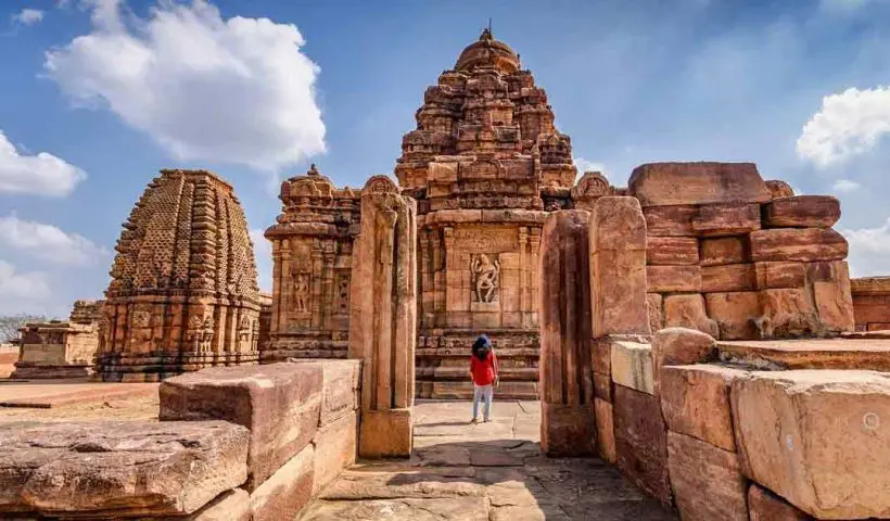 ইতিহাসের পথে হাঁটতে চান? ঘুরে আসুন দক্ষিণ ভারতের ঐতিহাসিক স্থানগুলো