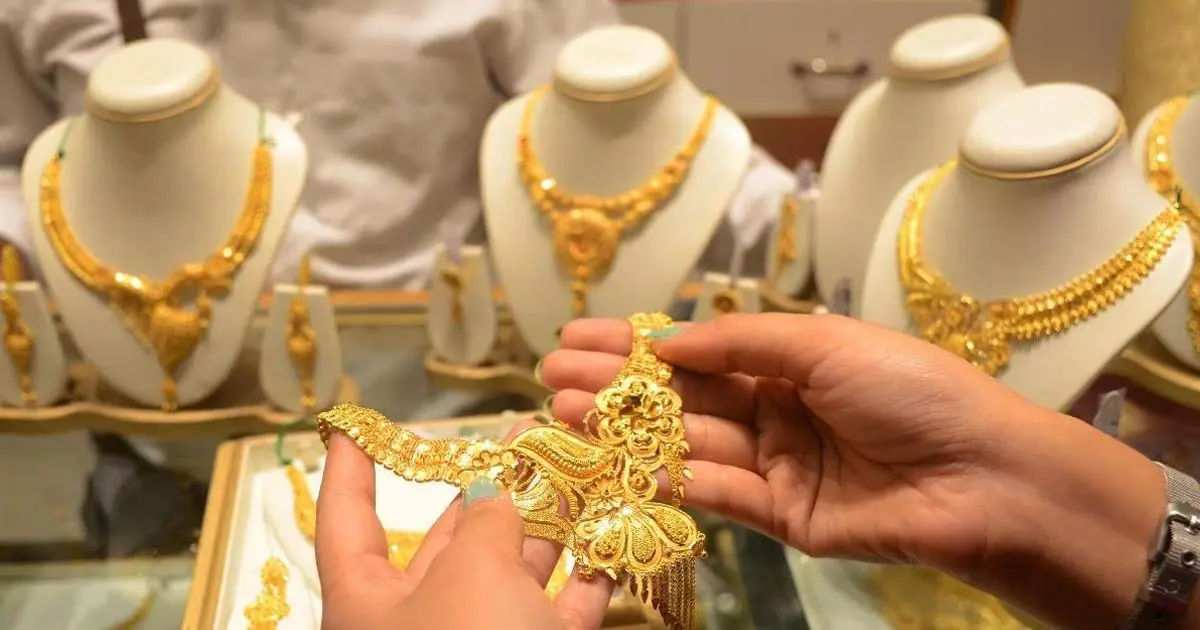 Gold Prices Dip for Second Day in Kolkata; Silver Rates Also Slide