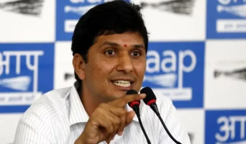 দিল্লি নির্বাচনে হারার পর ইউটিউবার হলেন আপ নেতা