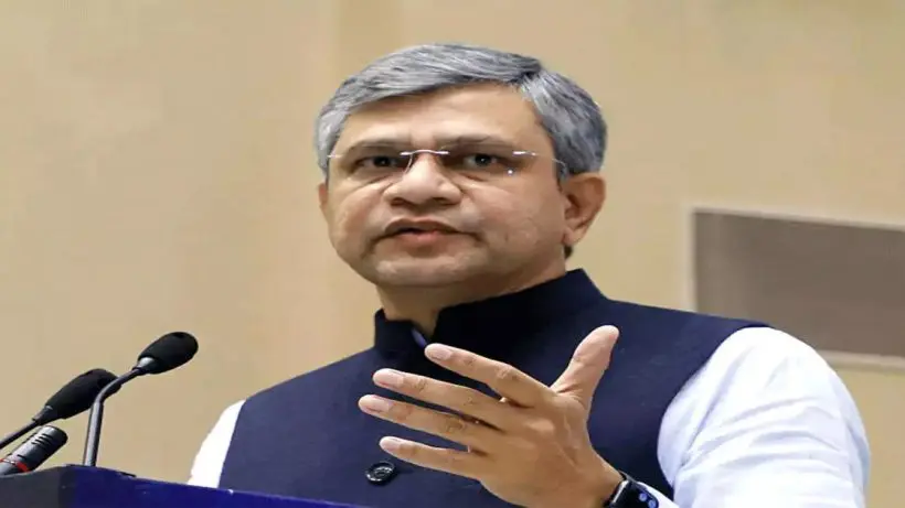 নয়া দিল্লির বিতর্কের মাঝেই যুব সমাজকে বার্তা অশ্বিনীর