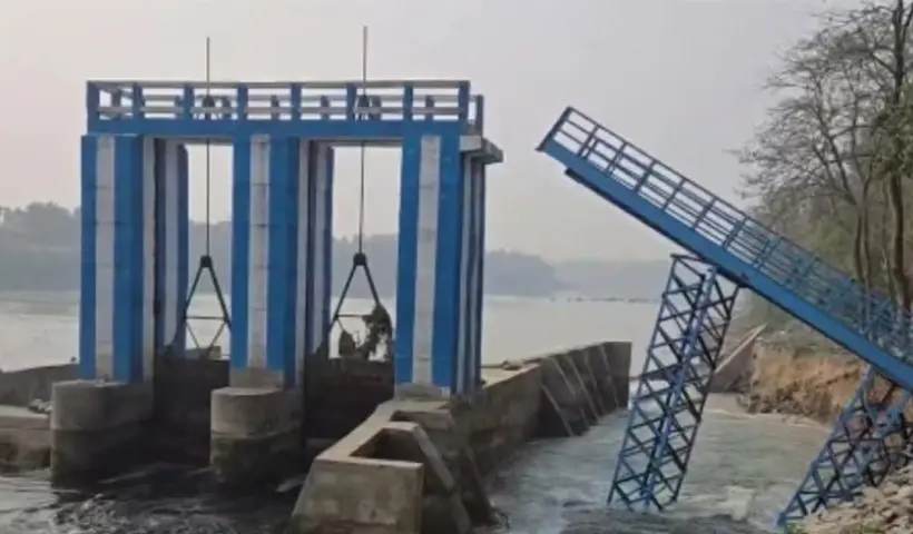 Atreyee River Dam Breaks, Sukanta Targets Mamata