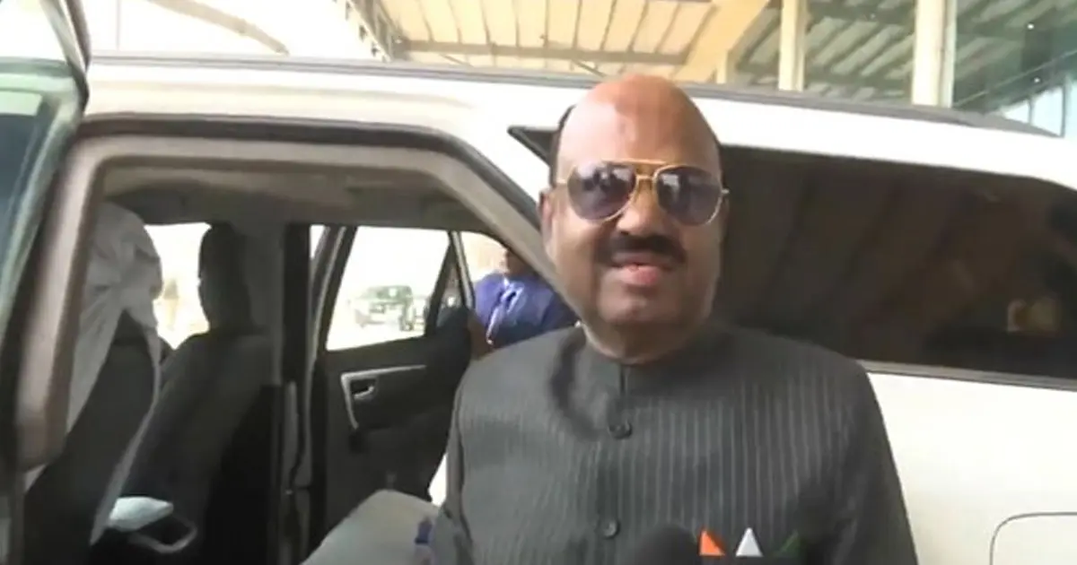 Governor's CV Ananda Bose Defiant Stance: 'Threats Don't Intimidate Me