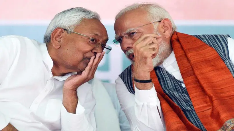 Nitish Tells Modi He’s Staying Put, Says JDU Colleagues Pushed Him to Switch Sides