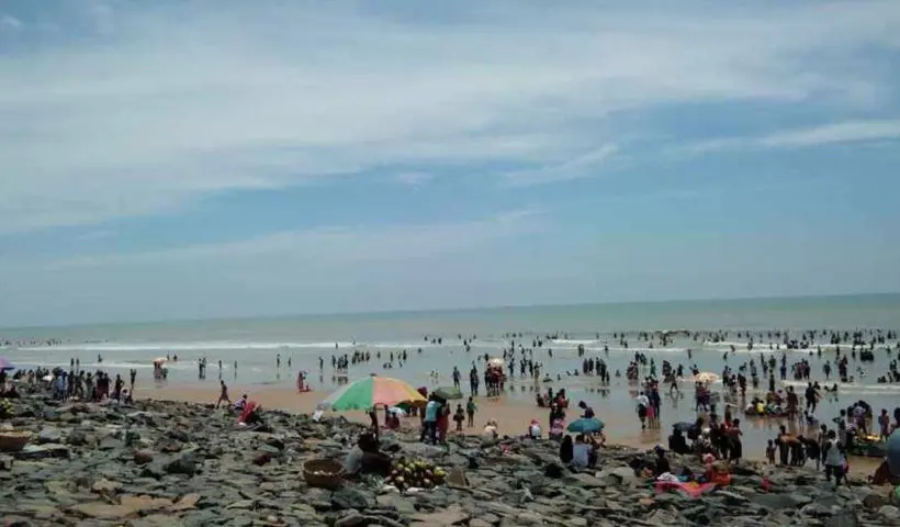 Eight Hours digha of Torrential Rain Lash Tourist Hub, Businesses Face Heavy Losses