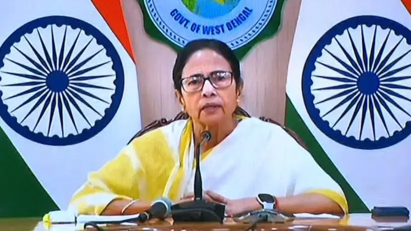 Mamata Banerjee Throws Down Gauntlet, Challenges PM Modi to Early Polls