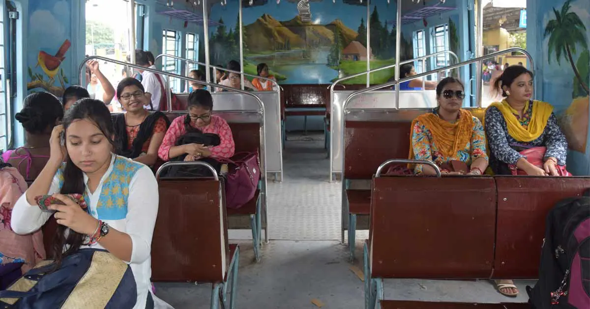 Woman passenger in Sealdah divishion