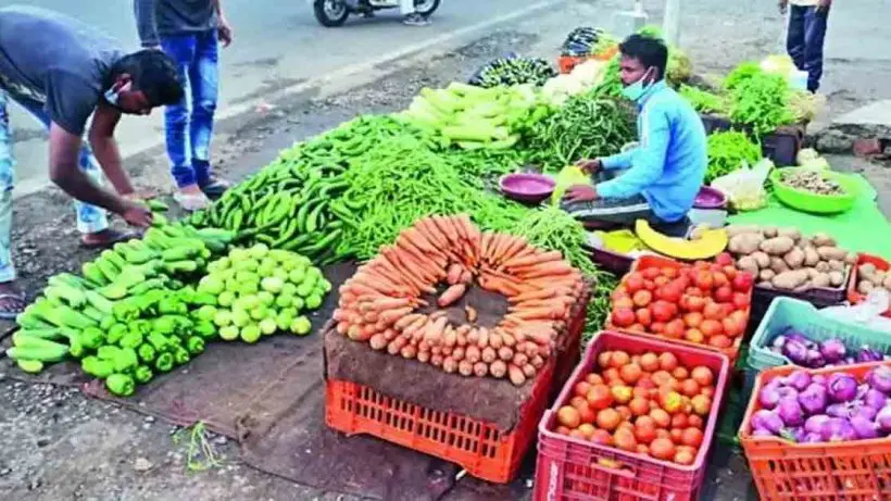 Vegetable Prices in Kolkata Surge Amidst Heavy Rainfall and Supply Shortages
