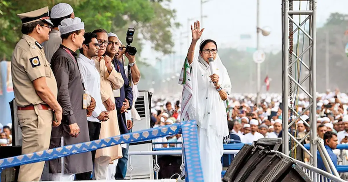 West Bengal CM Mamata Banerjee Criticizes BJP Over Language Row