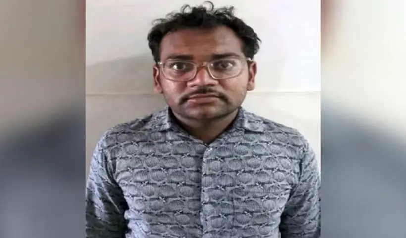 pak spy detected in gujrat