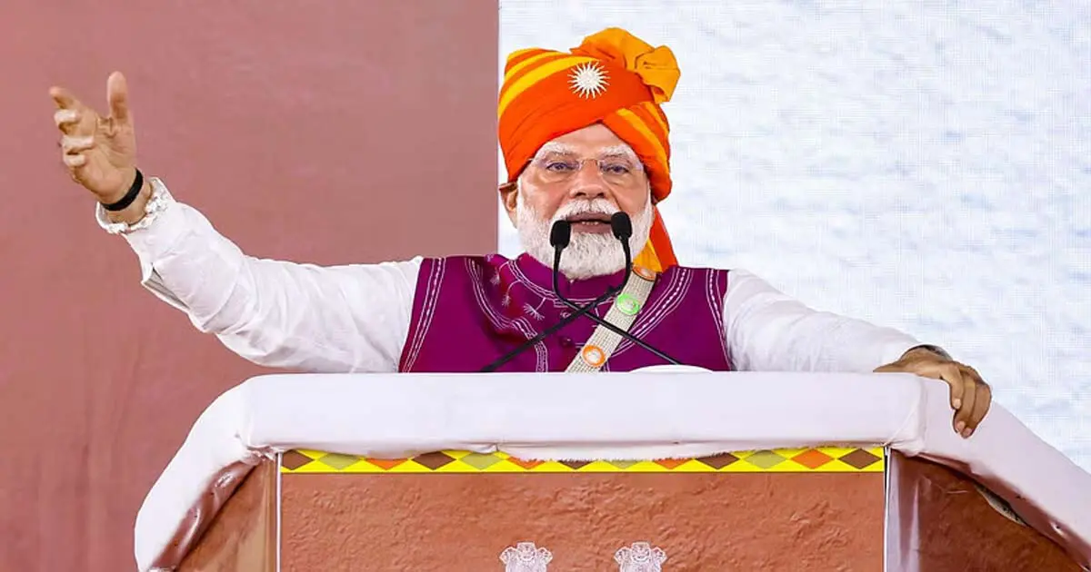 modis-gamcha-gesture-a-symbolic-message-after-ndas-landmark-bihar-election-triumph