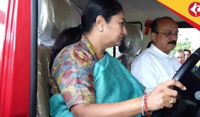 CM Rekha Gupta Bans Old Diesel Vehicles