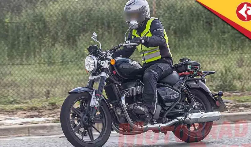 New Royal Enfield Super Meteor 650 Spotted Testing