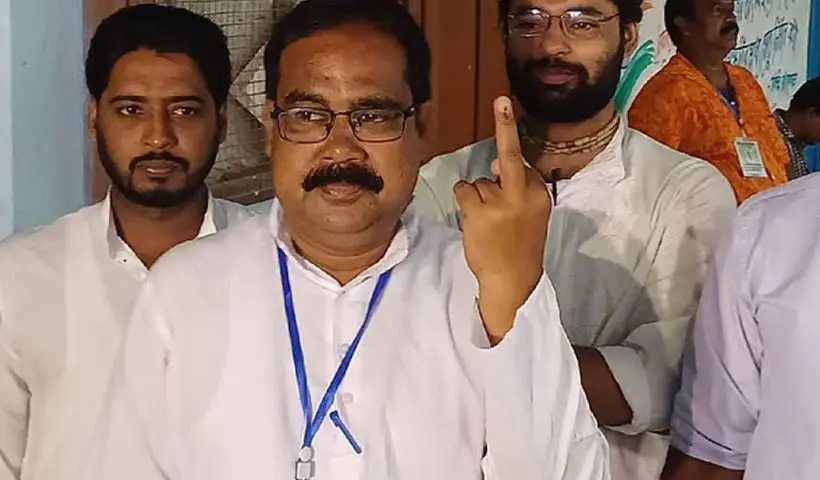 Ashis Ghosh Controversy