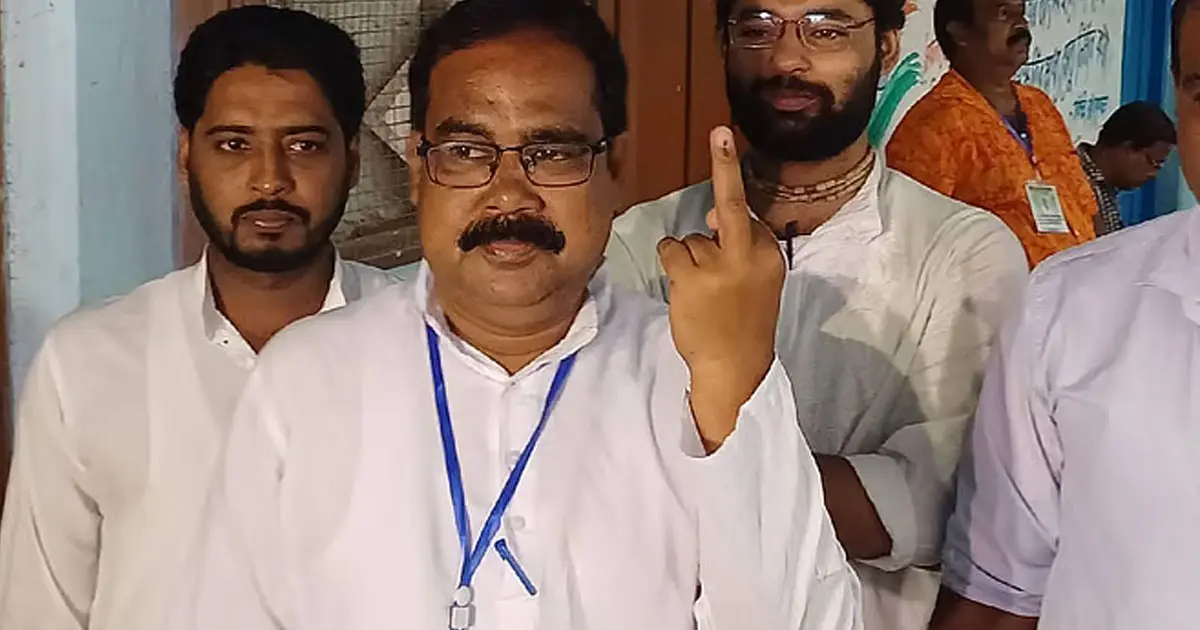 Ashis Ghosh Controversy