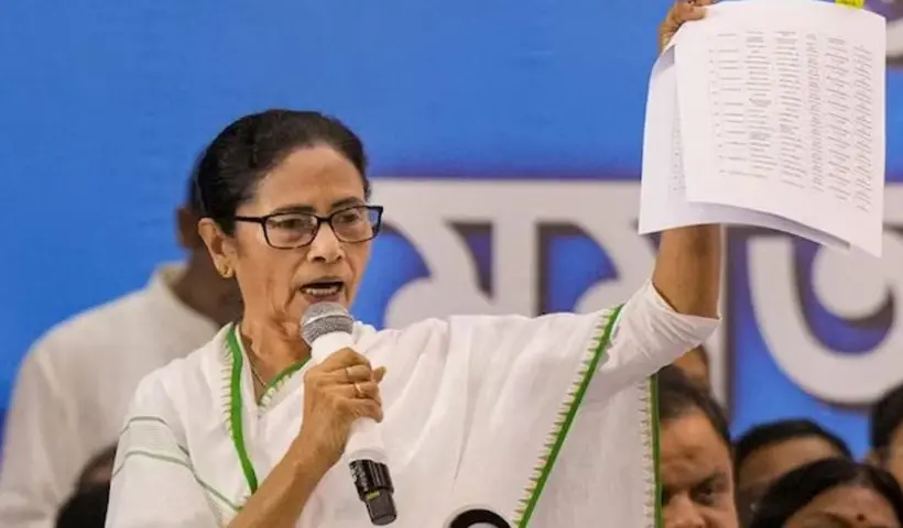 Haryana CM Nayab Saini Attacks West Bengal CM Mamata Banerjee Over Bangladeshi Infiltration, Accuses Her of Playing with National Security