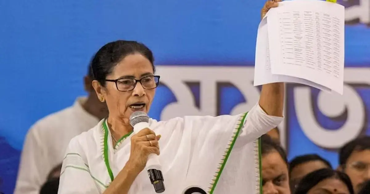 Haryana CM Nayab Saini Attacks West Bengal CM Mamata Banerjee Over Bangladeshi Infiltration, Accuses Her of Playing with National Security