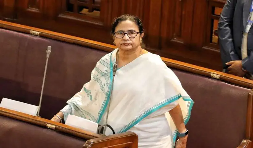 Mamata Banerjee Accused of Silencing BJP Voice in Bengali; Calls BJP ‘King of Thieves’ in Fiery Assembly Clash"