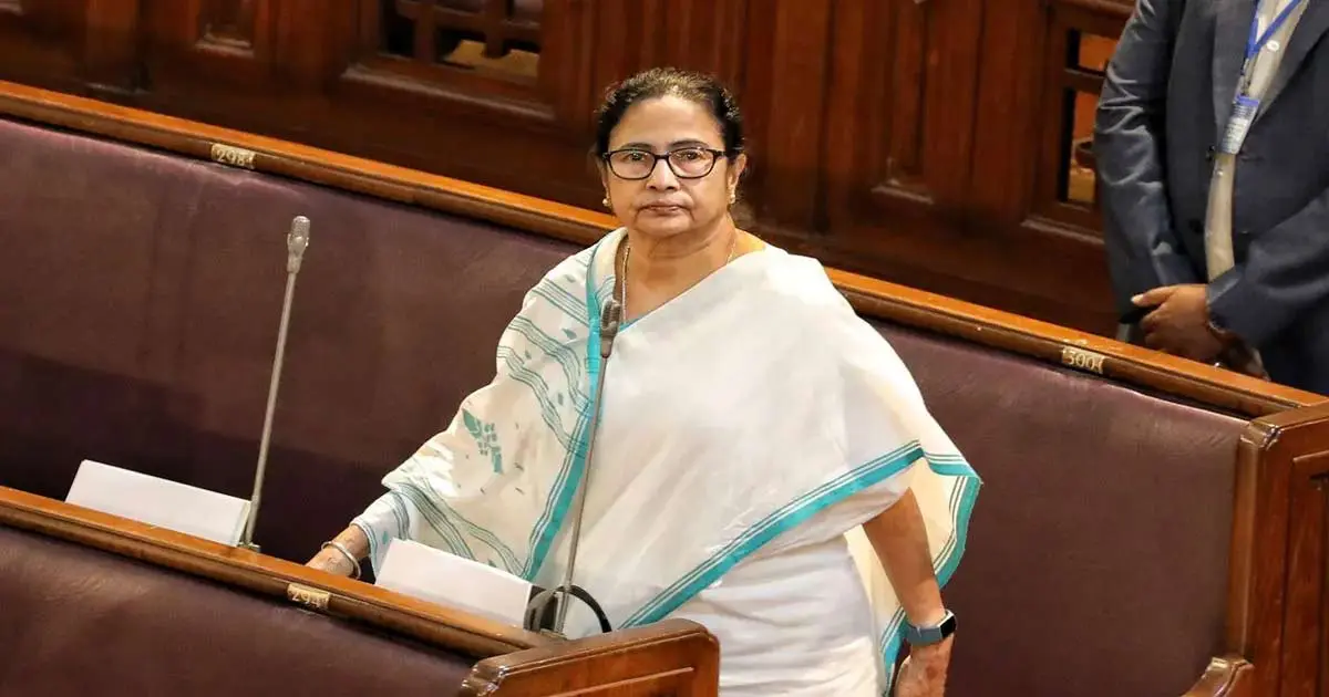 Mamata Banerjee Accused of Silencing BJP Voice in Bengali; Calls BJP ‘King of Thieves’ in Fiery Assembly Clash"