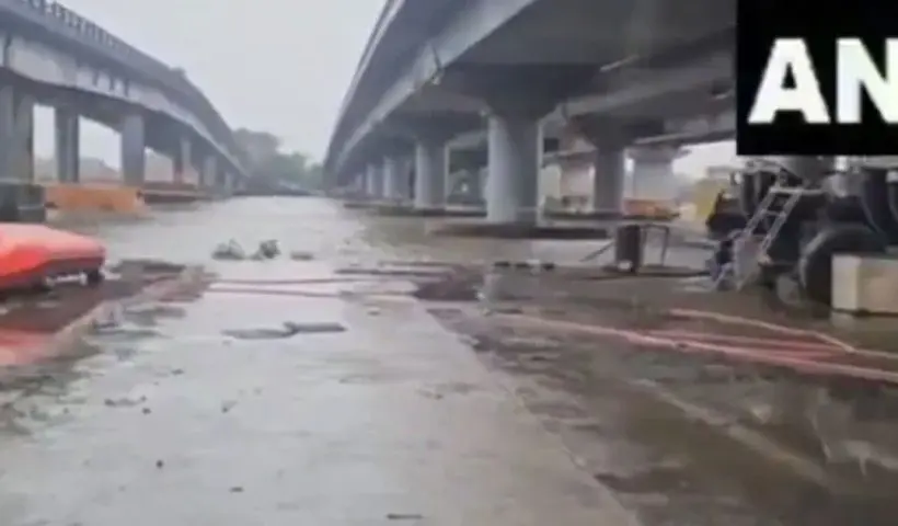 Google Maps error leads Audi into ditch.